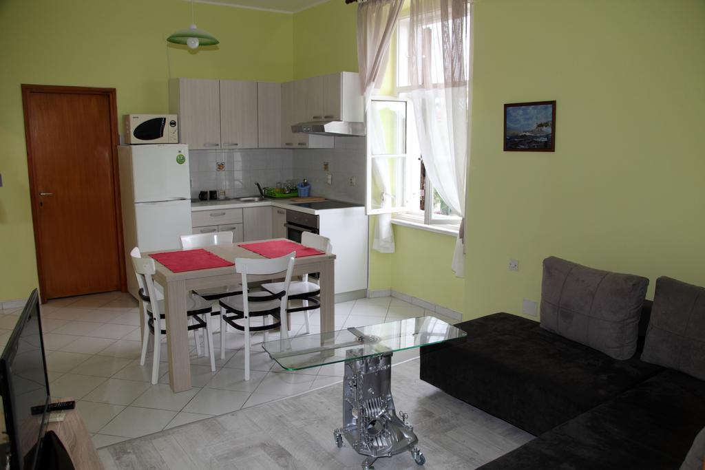 Apartment Viribus Pula Exterior foto